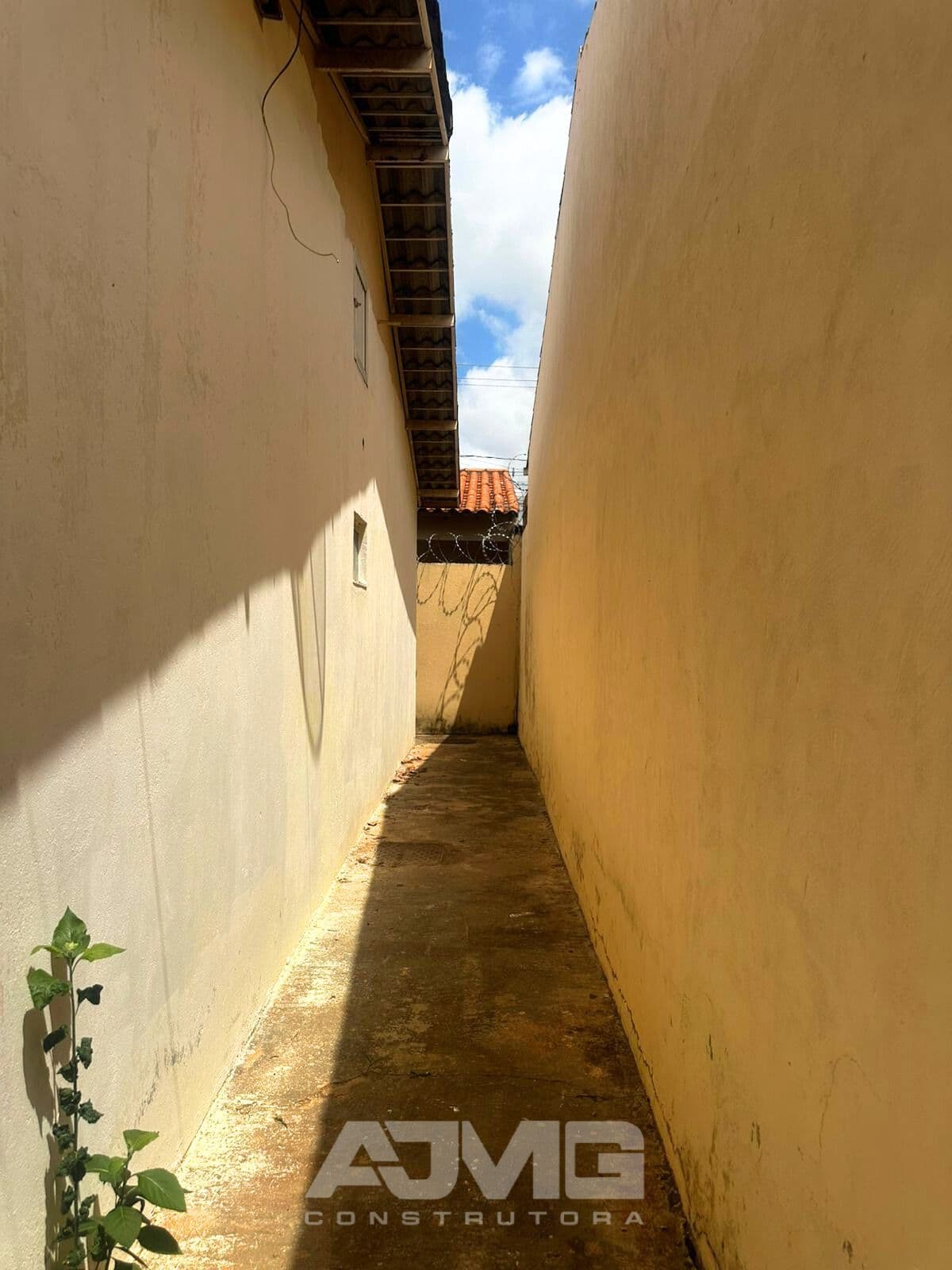 Casa ampla com 2 quartos e Garagem no Pacaembu - Foto 8