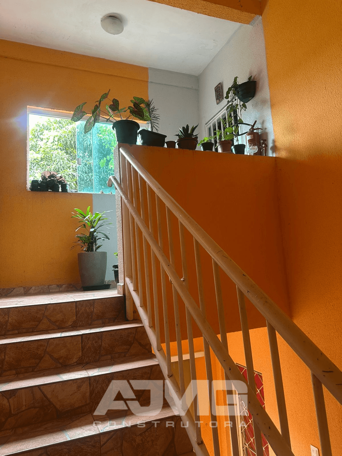 Apartamento amplo e com varanda em Águas Lindas de Goiás - Foto 9