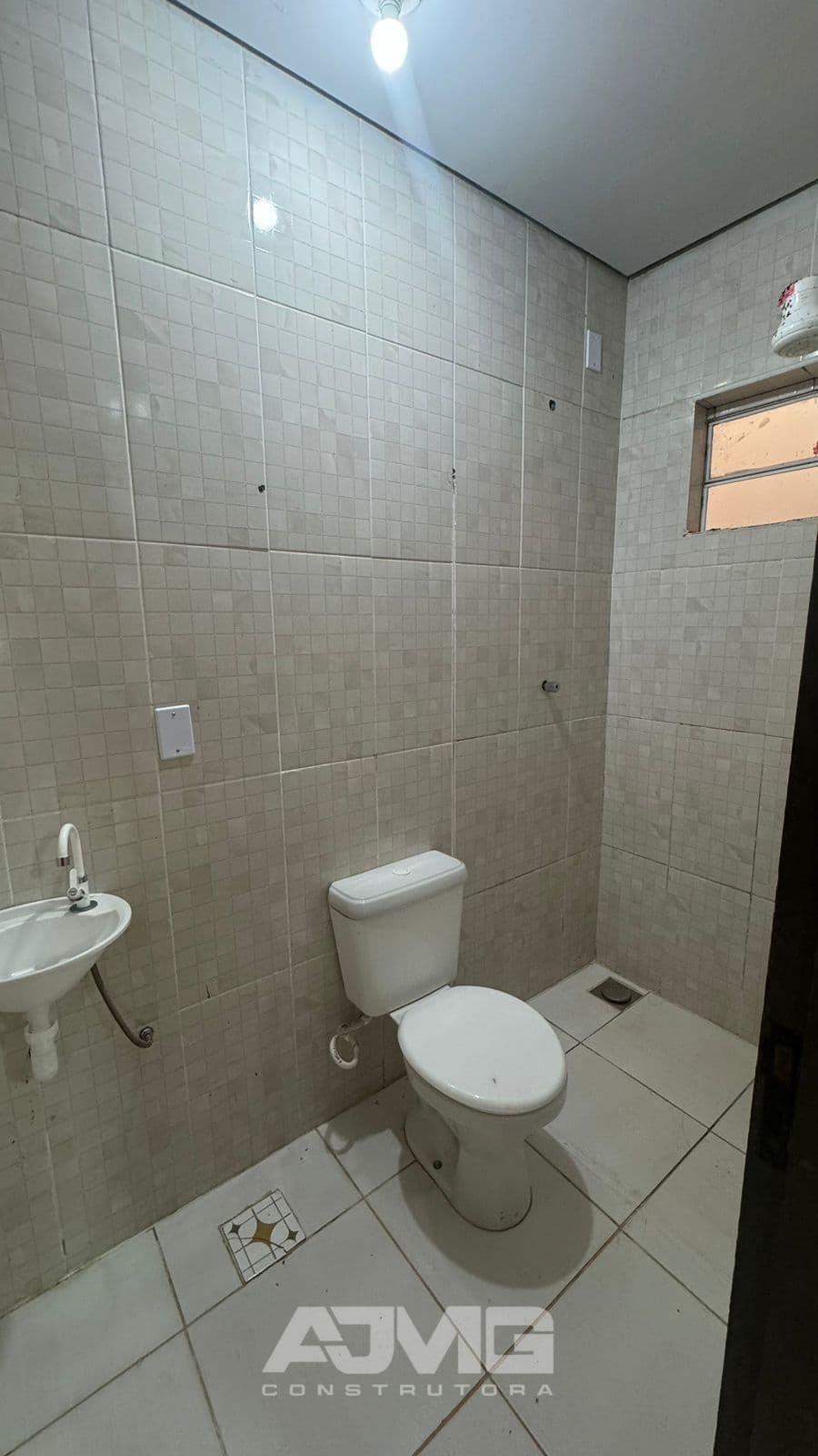 Casa com 3 Quartos e Quintal com Churrasqueira - Foto 6