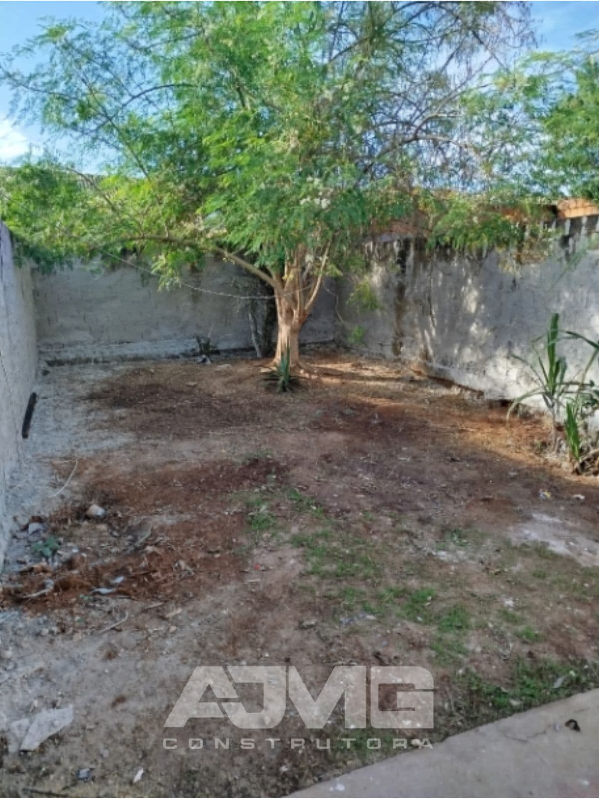 Casa com 2 quartos, garagem e quintal amplos - Foto 7