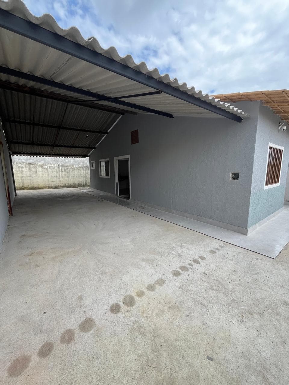 Casa com grande garagem e quintal em Luziânia - Foto 11